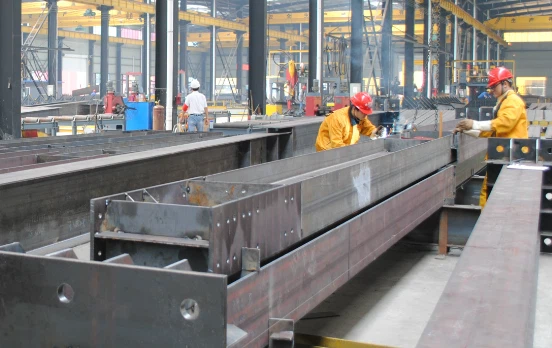 Procesamiento de estructuras de acero con perfiles de alta resistencia a la corrosión